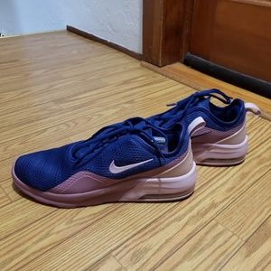 Nike Air Max Motion 2 Women's